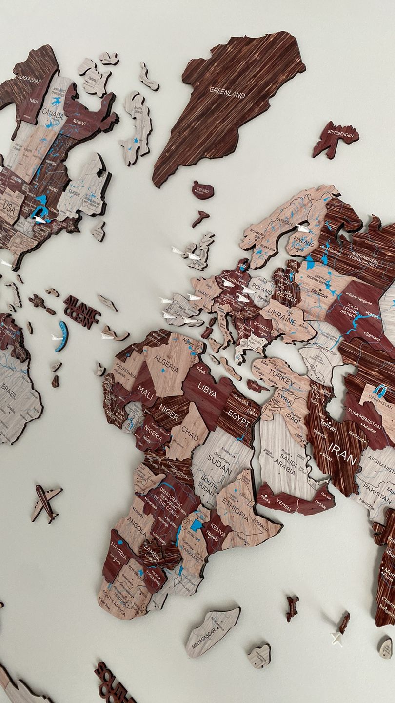 3D Wooden World Map in Cappuccino Color Closeup