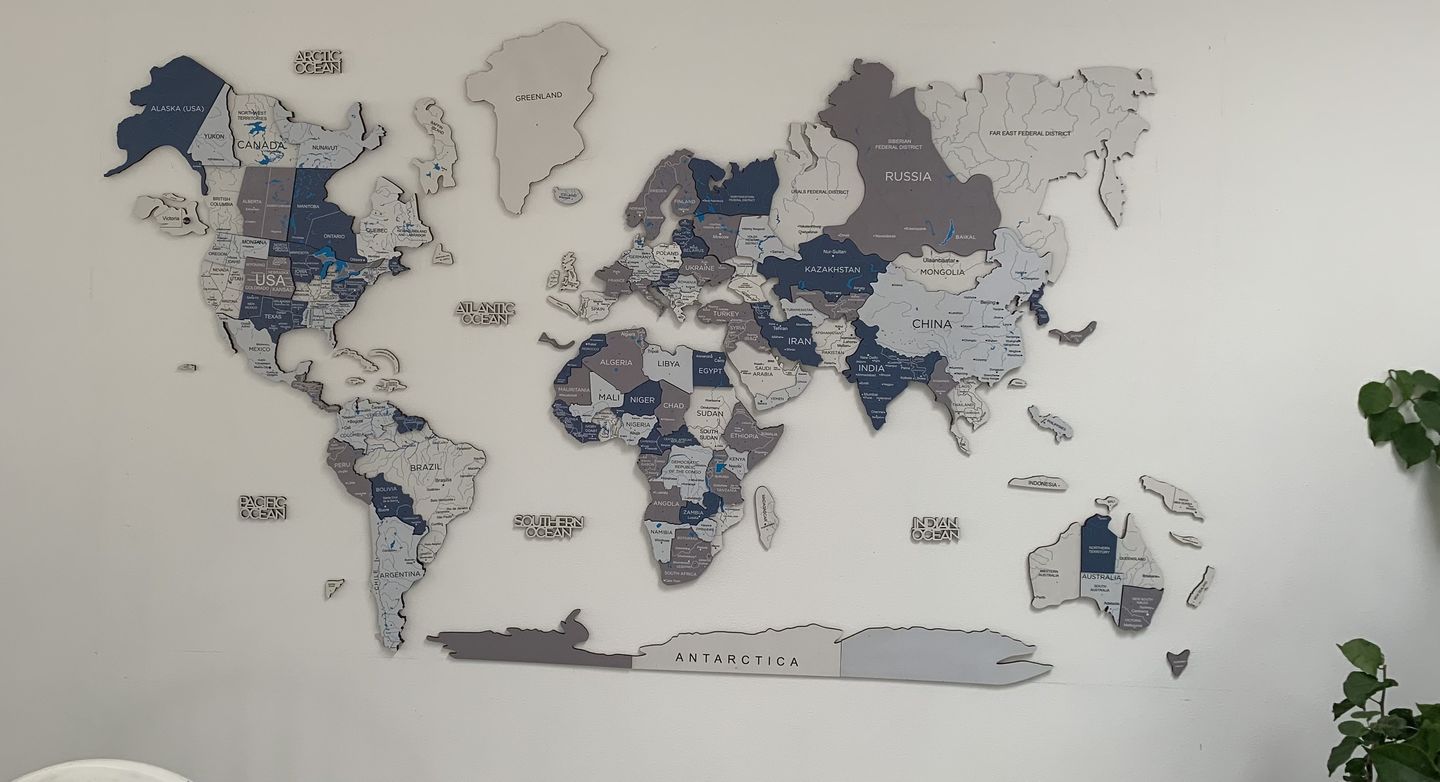 Wooden World Map - Cruise